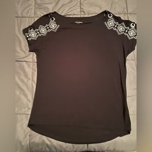 Black and white top brand new 💕